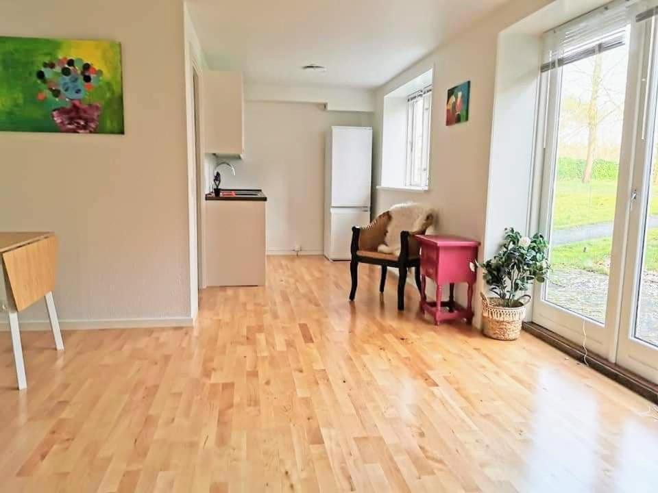 5 Minute Walk To Lego House-70M2 Apartment With Garden-Unit C Billund Esterno foto
